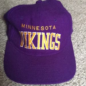 Vintage Minnesota Vikings Starter Strapback